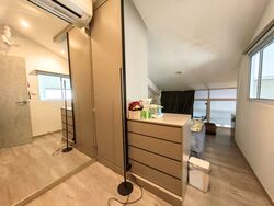 Onan Road (D15), Terrace #550340431